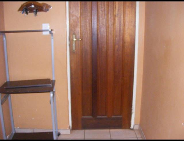 3 BEDROOM HOUSE SOLD IN THE ORCHARDS